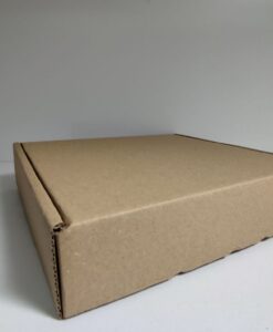 Samosklopiva kutija 18cm x 18cm x 4cm natural